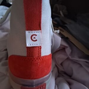 Converse Men's Red And White Sneaker